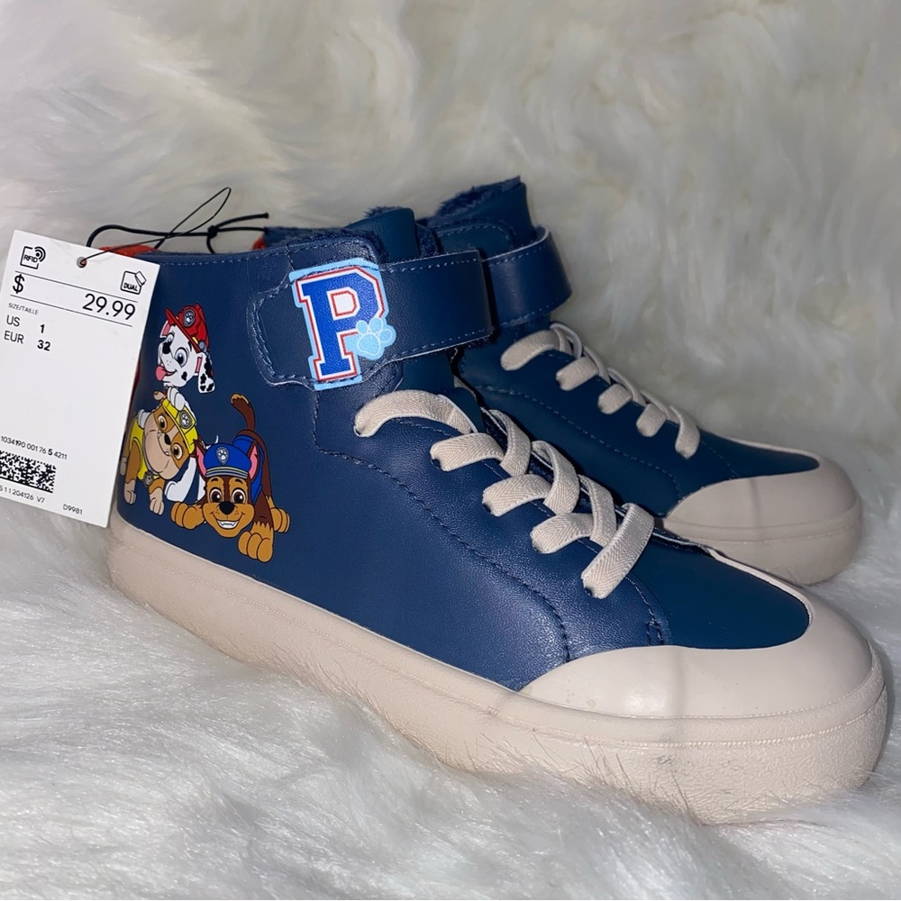 H&M Warm-lined Printed High Tops New size 1 kids shoes